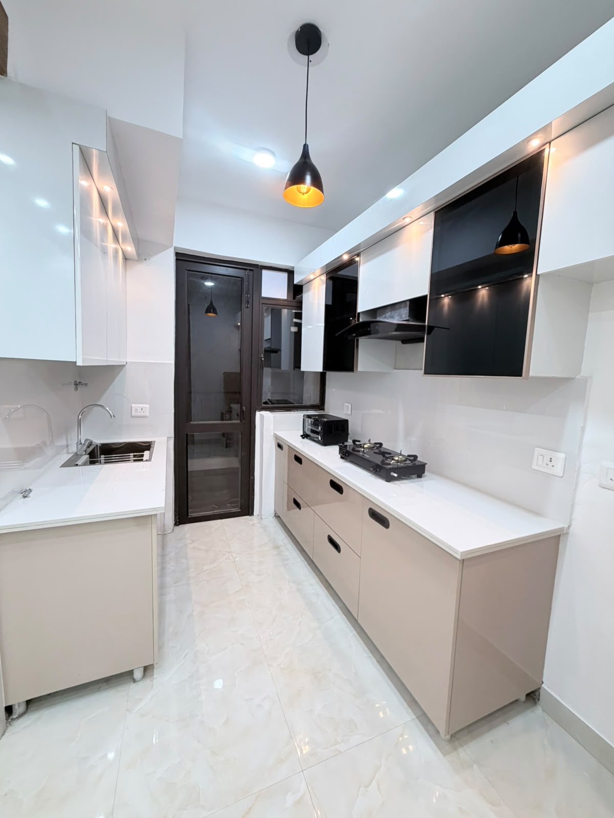 Same kitchen fully equipped with hob and appliances after Eastern Yard fit-out